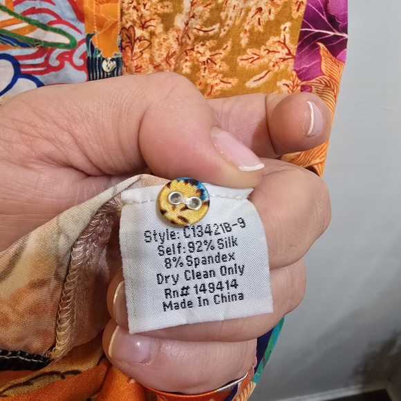 100% silk multicolor blouse by Johnny Was - Picture 7 of 8